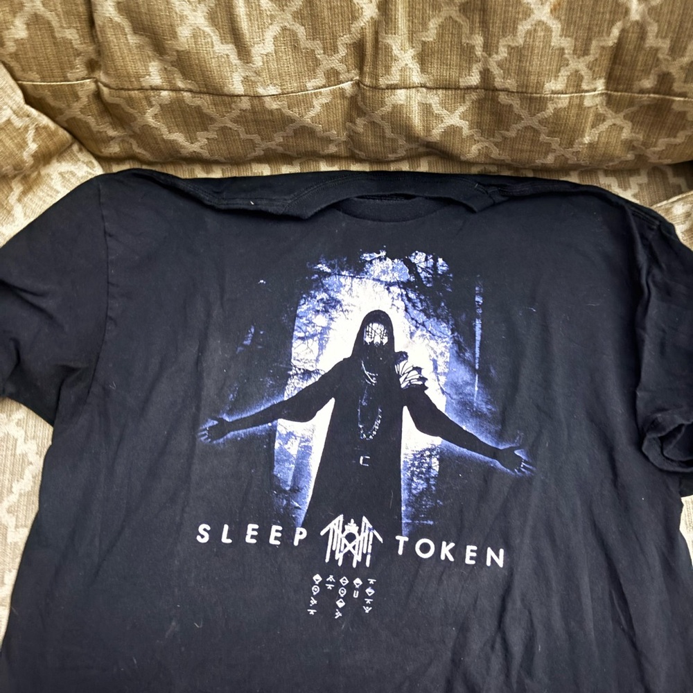 Hot Topic Sleep Token Graphic Tee